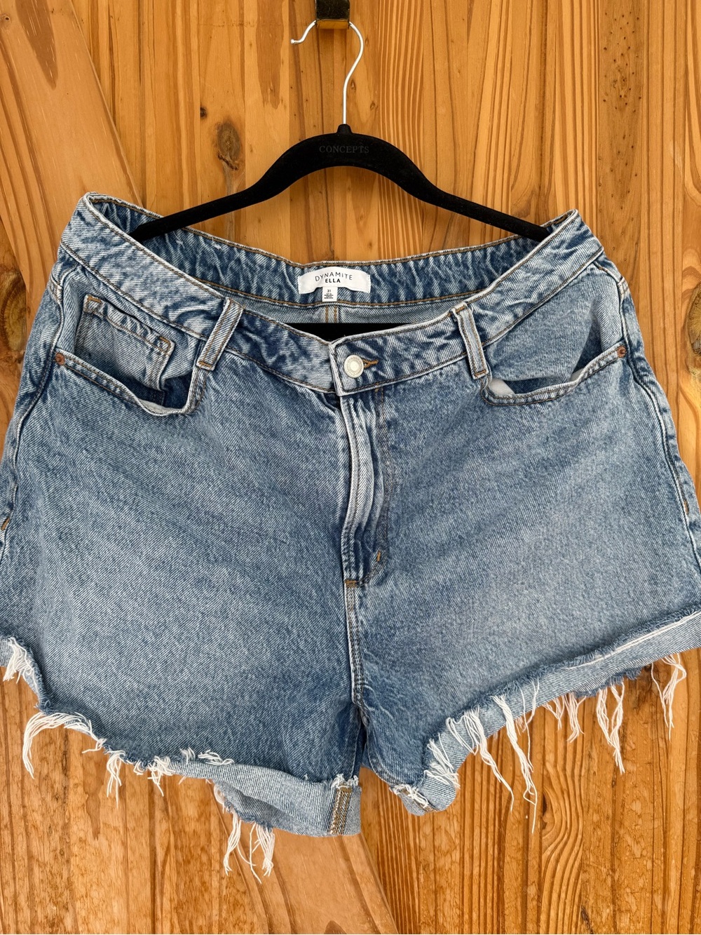 Dynamite Distressed Cuffed Shorts
